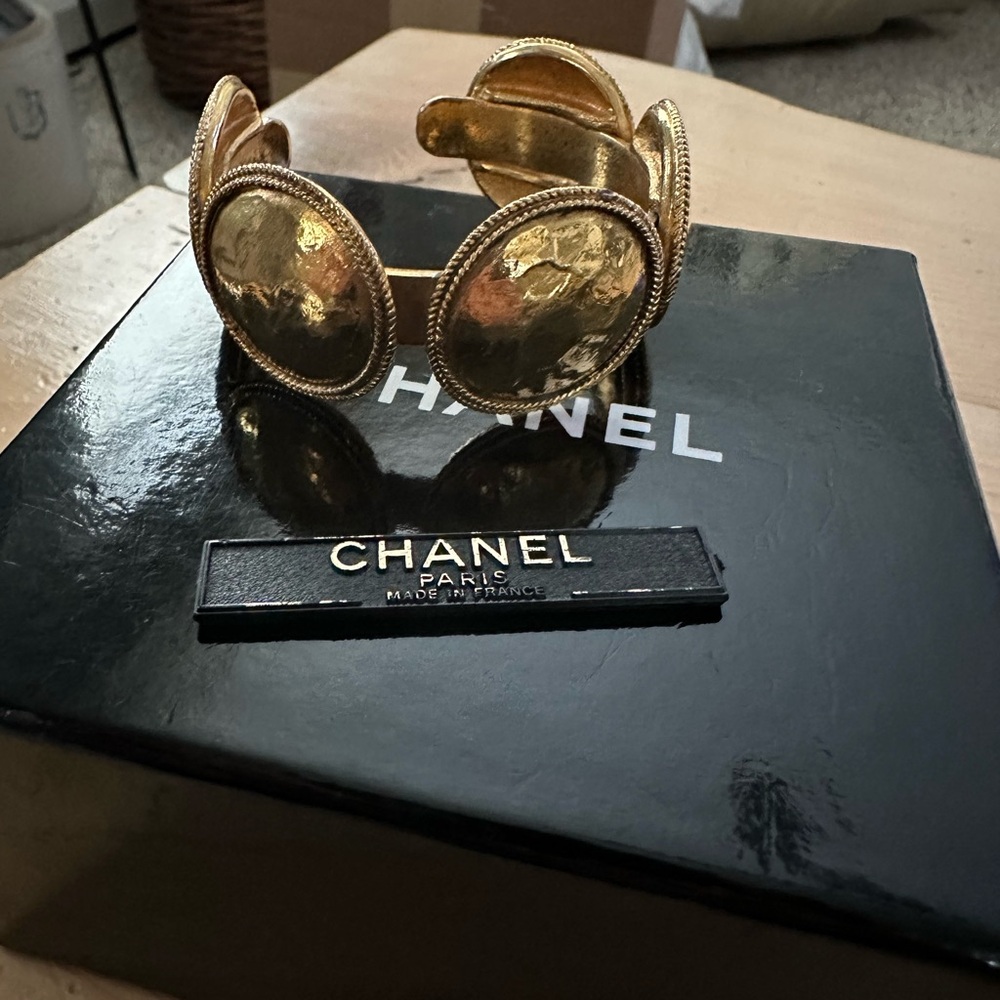 CHANEL Gold Cuff Bracelet